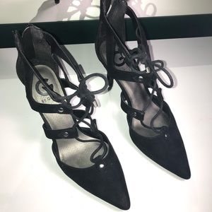 Guess black heels